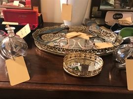 Assorted Quality Womens Eyeglass And Sunglasses