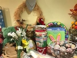 TONS Of Christmas And Holiday Decor