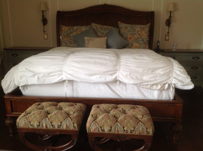 Gorgeous King size sleigh bed....measures 83 w x 75 h x 91 L......$1400...................original $5400