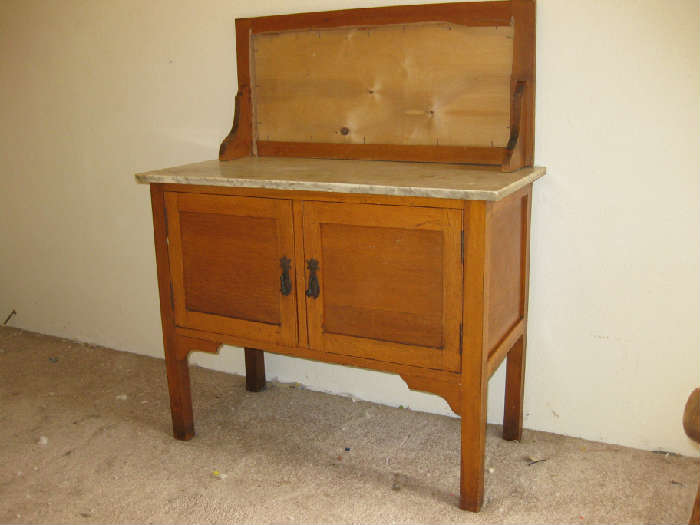 oak and marble wash table