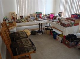 oak stools. misc office, household, baskets, purses