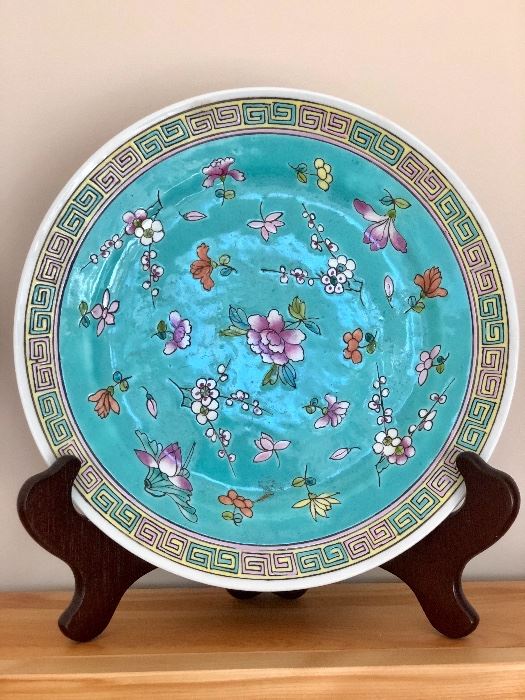 Antique Chinese plate on stand