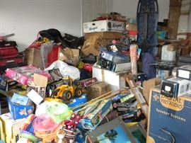 VINTAGE AND NEW TOYS, SPEAKERS AND TOOLS 