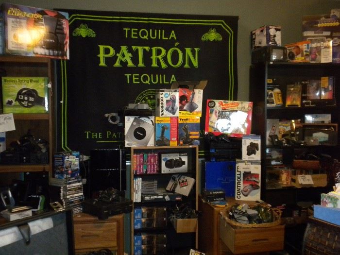 VTG VIDEO GAMES AND EQUIPMENT