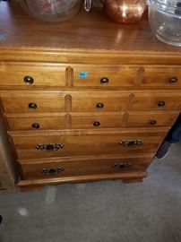 Small Dresser/Chest of Drawers