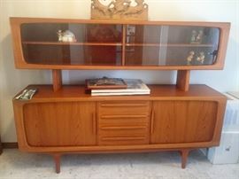 Great mid Century Midern cabinet