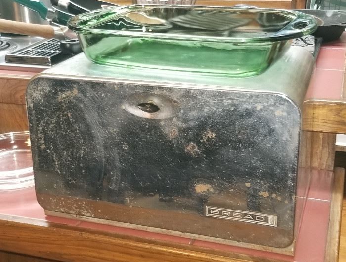 Large vintage tin bread box