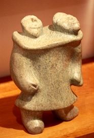 Inuit serpentine carvings, mother and papoose