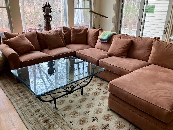 Virtually brand new sectional 