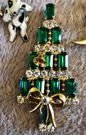 Kirks Folly vintage Christmas tree pins