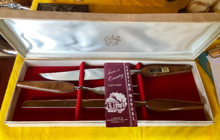 Vintage boxed Town and Country Carving Set