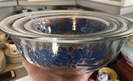 Nesting Pyrex, clear with blue flowers