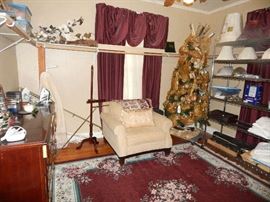 Dresser upholstered chair miscellaneous