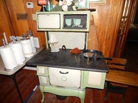 Porcelain stove