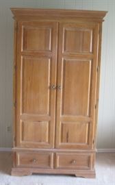 Armoire