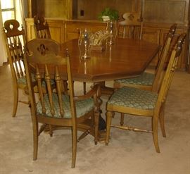 Dining table & chairs