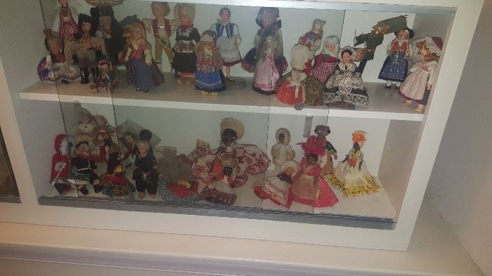 Souvenir Dolls