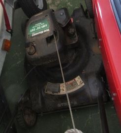 Yard Machine mower 4HP 22" cut self propelled