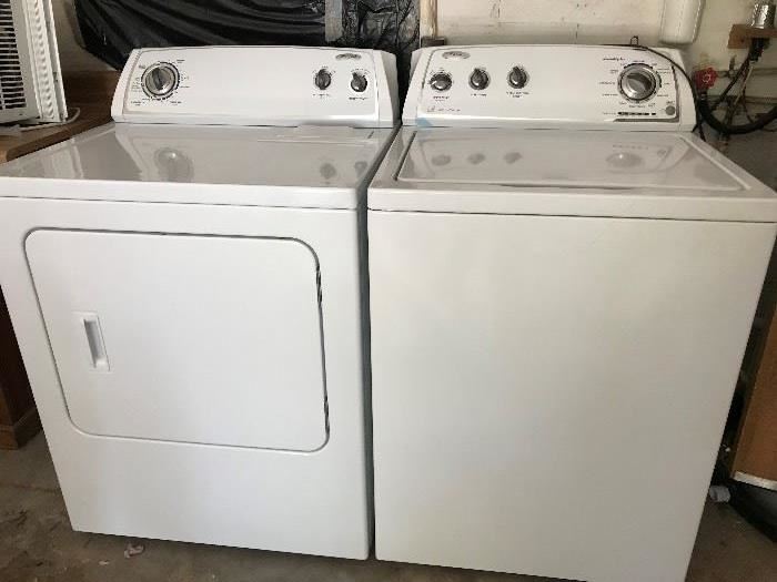Whirlpool Washer & Dryer. Like New Condition 
