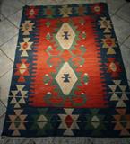 4 X 6 NAVAHO HAND WOVEN RUG