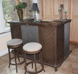 Bar, bar stools