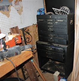 Large rolling tool chest