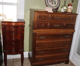 Chest of drawers, Jewelry armoire