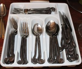 another nice flatware set