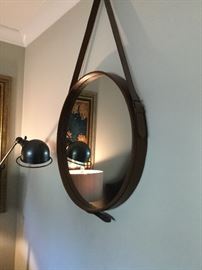 Wall mirror 