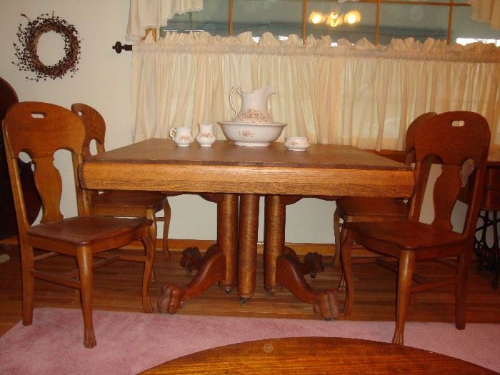 Gorgeous Vintage Solid Wood Table (on Casters)  & (6) Chairs w/ Pull-Out Extention Leaves (1 of 2 photos)