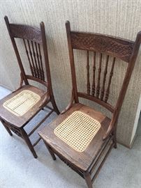 Set of 4 antique oak chairs 