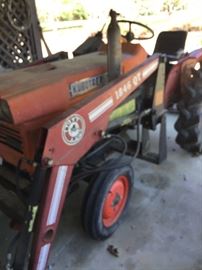  KUBOTA BRAND TRACTOR