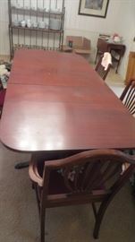 Drop leaf beautiful Dining Table; two leaves, 6 chairs