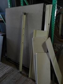 Bay of Approx. 45 Desk Tops