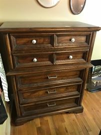 KIMBALL CHEST OF DRAWERS