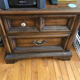 WOODEN NIGHTSTAND BY KIMBALL