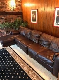 CHOCOLATE LEATHER SECTIONAL