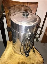 LARGE COMMERCIAL COFFEE POT