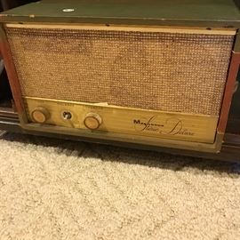 VINTAGE RADIO