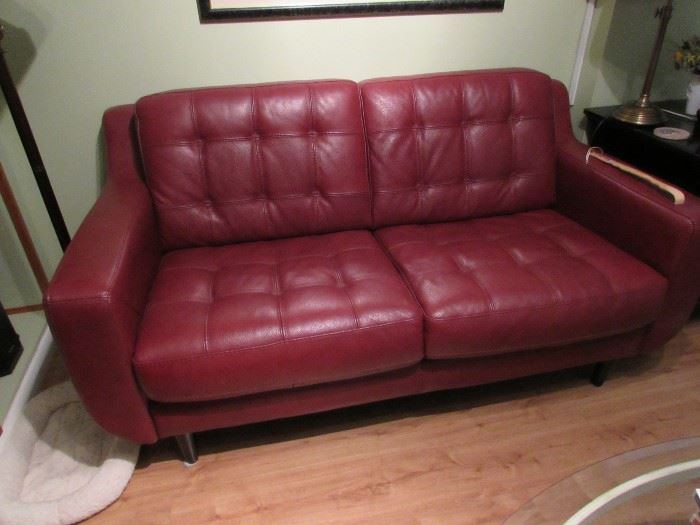 Leather two seat sofa.  Very nice