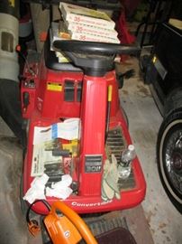 HONDA 3011 HYDROSTATIC RIDING LAWN MOWER WITH ALL THE EXTRAS 30" CUT MID-MOUNTED