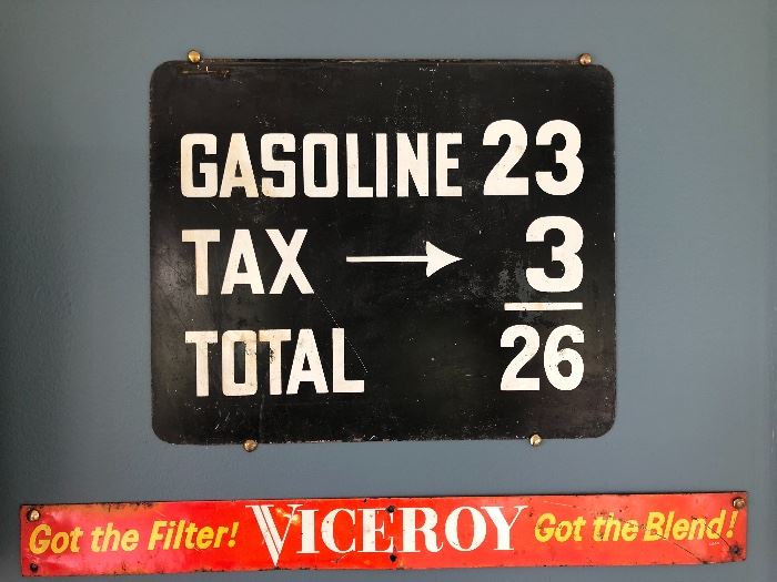 Early gasoline price sign, Viceroy Got the Filter Got the Blend general store door push

