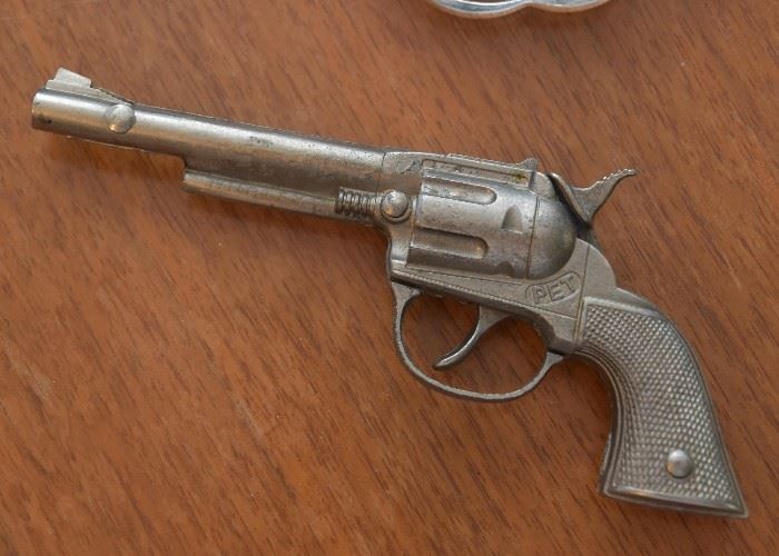 Vintage Toy Pistol / Gun