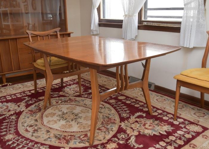 Mid Century Modern Dining Table & 6 Chairs (needs refinishing)