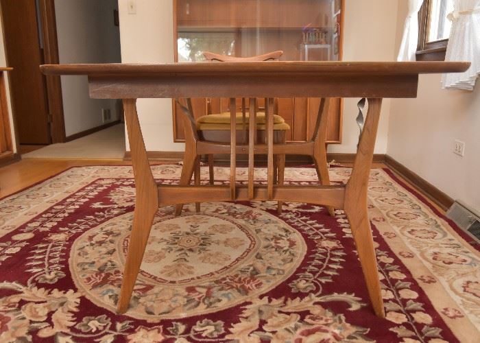 Mid Century Modern Dining Table & 6 Chairs (needs refinishing)