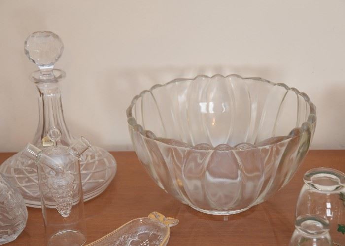 Glass & Crystal Serving Pieces