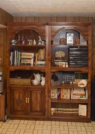 Bookshelves / Bookcases
