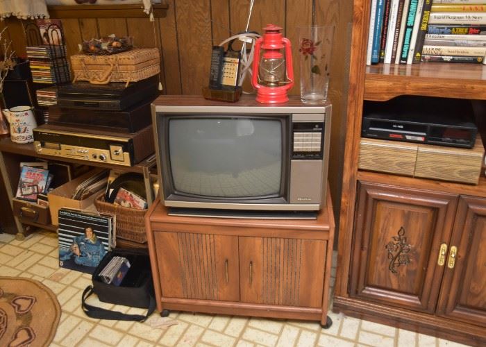 Vintage TV, Entertainment Stand