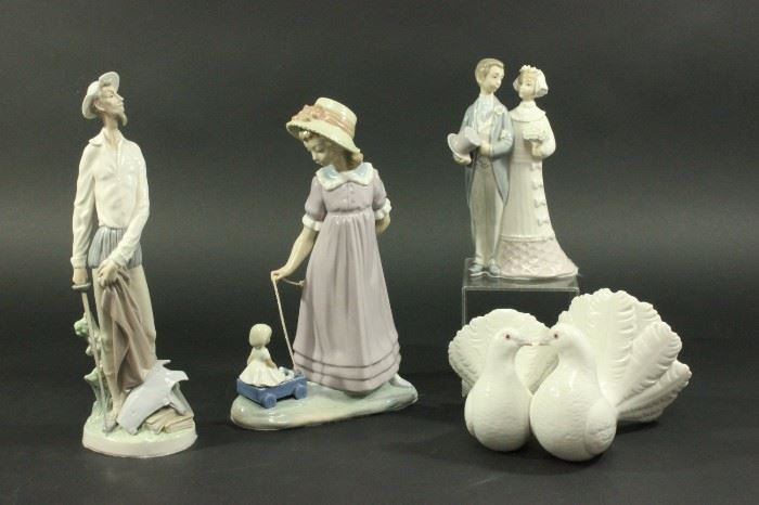Lot 50: Lot of 4 Lladro Porcelain Figures