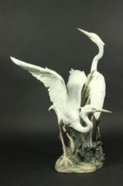 Lot 60: Lladro Porcelain Figurine of Herons #1319